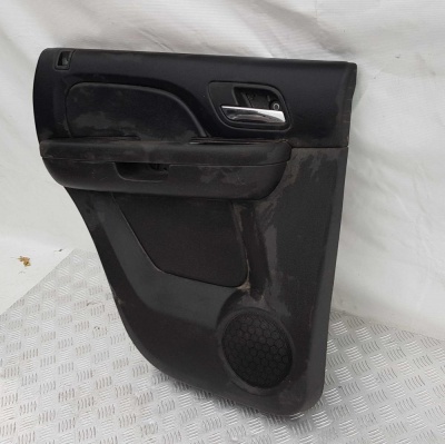 Обшивка двери задней левой Chevrolet Tahoe 2006-2008 25780043; 15874342; 15821620; 15919749