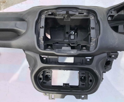 Торпедо Jeep Renegade 2015-2023 5VV15LXHAA