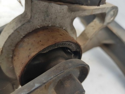Балка задняя Land Rover Freelander 1996-2006 KHB000080; KHB100580