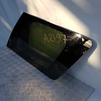 Стекло задней форточки правое Chevrolet Tahoe 2006-2014 25778989; 10385139;