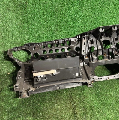 Панель торпедо Chevrolet Camaro 2016-2024 84681969 ; 23401734 ; 84017368 ; 84338685